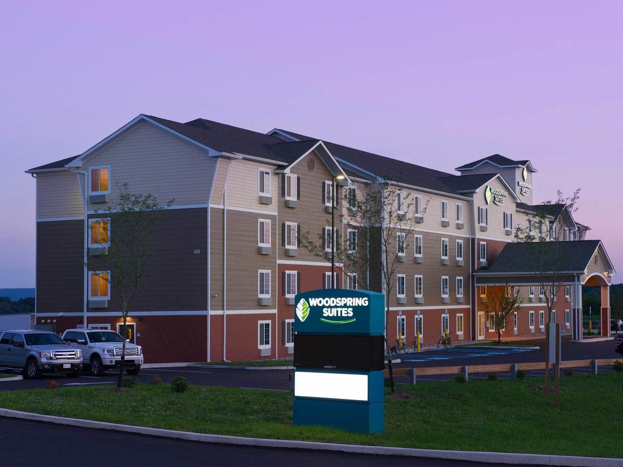 Woodspring Suites Akron Portage Lakes Exteriér fotografie