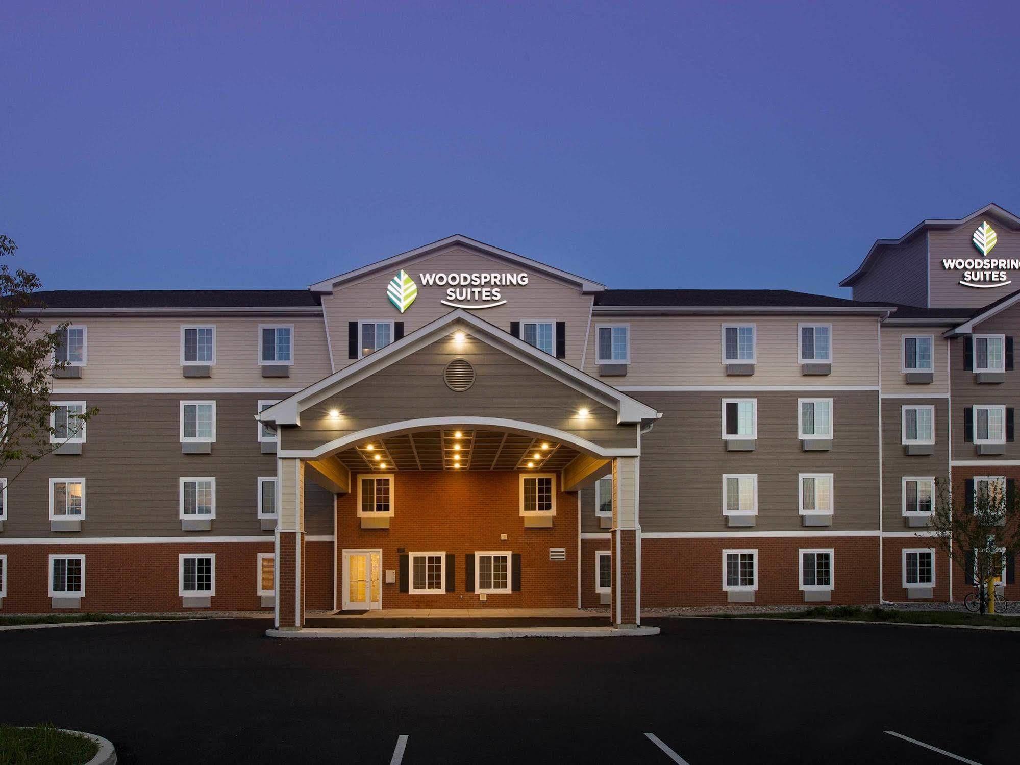Woodspring Suites Akron Portage Lakes Exteriér fotografie