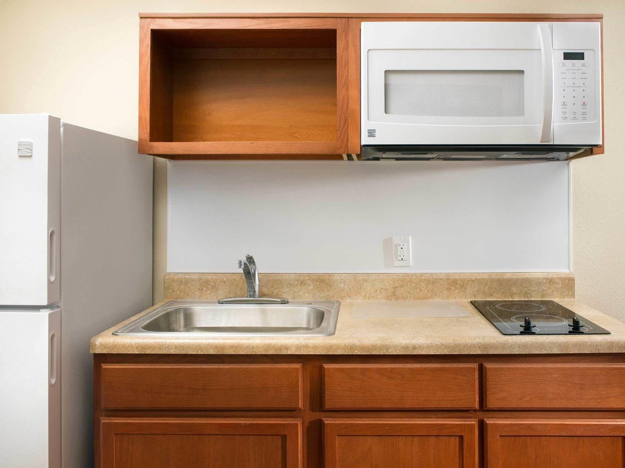 Woodspring Suites Akron Portage Lakes Exteriér fotografie