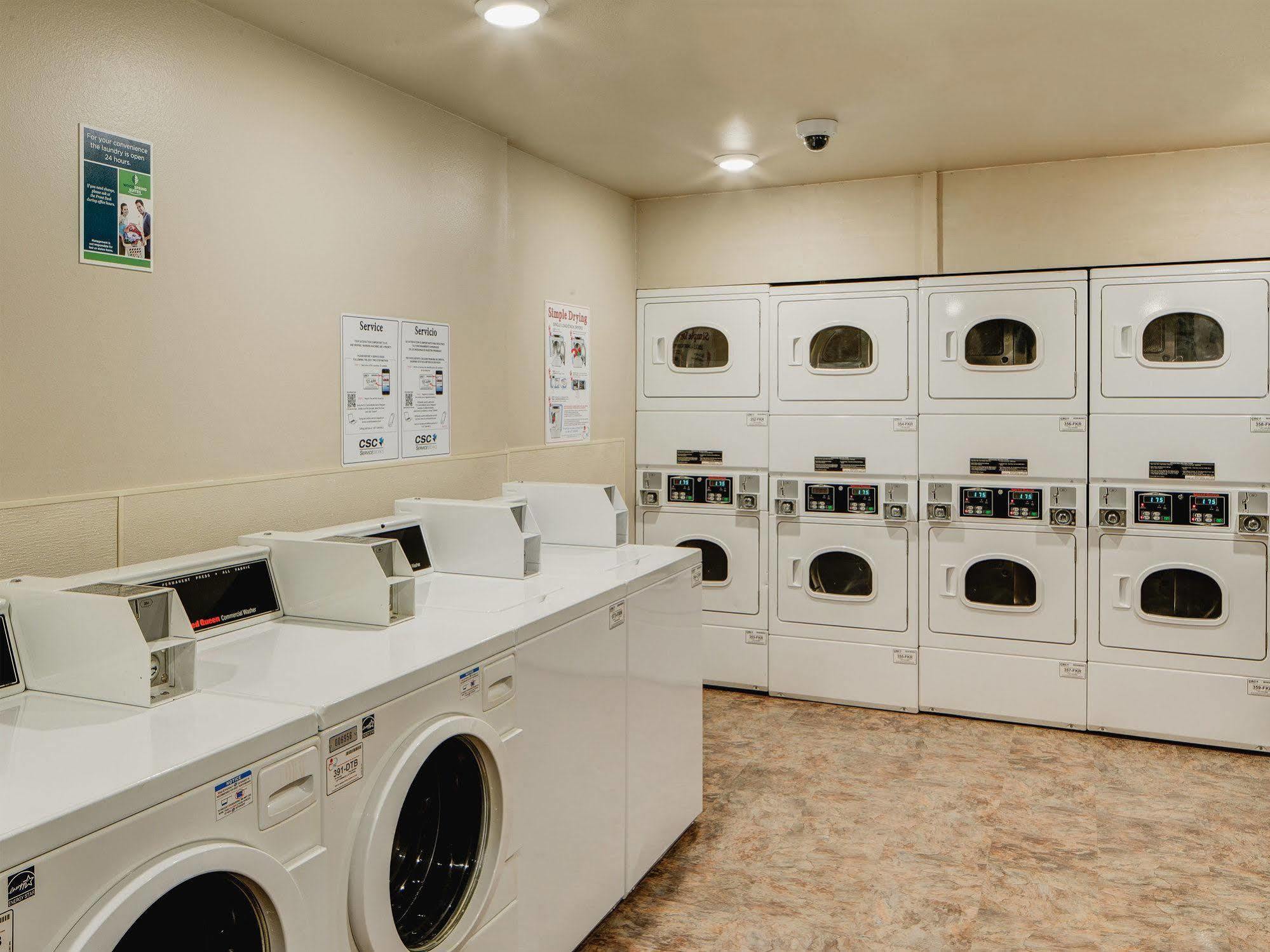 Woodspring Suites Akron Portage Lakes Exteriér fotografie
